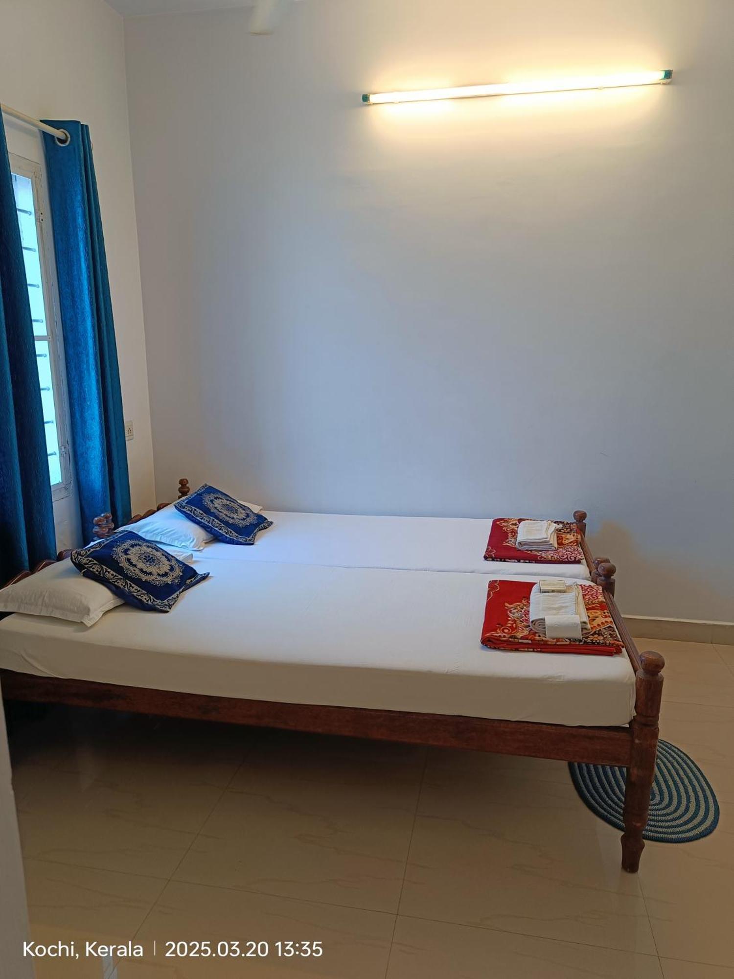 Christville Kochi Exterior photo