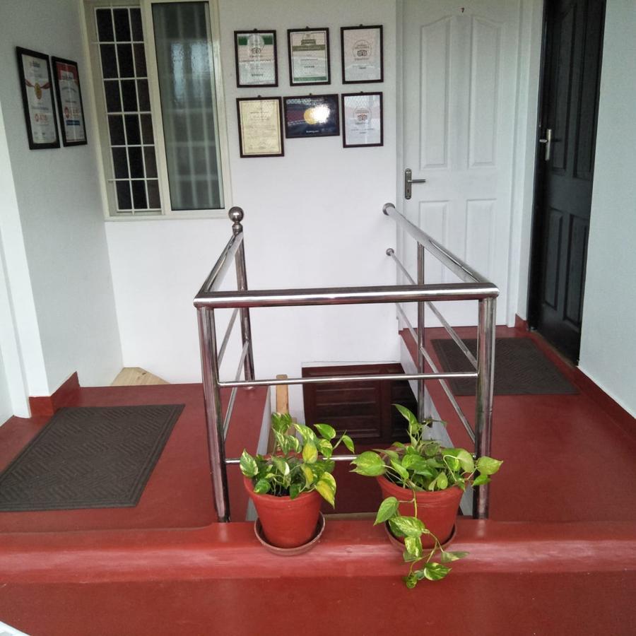 Christville Kochi Exterior photo